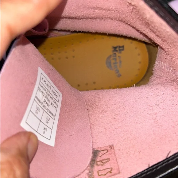 Dr Martins 1460 Women’s Ice Pale Pink Patent Leather 8-Eye Lace Up Boots Size 10 - Picture 13 of 16